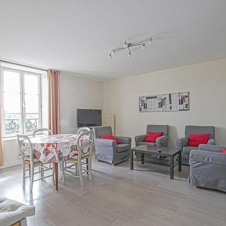 Ike'S Deluxe Apartment In באיו מראה חיצוני תמונה